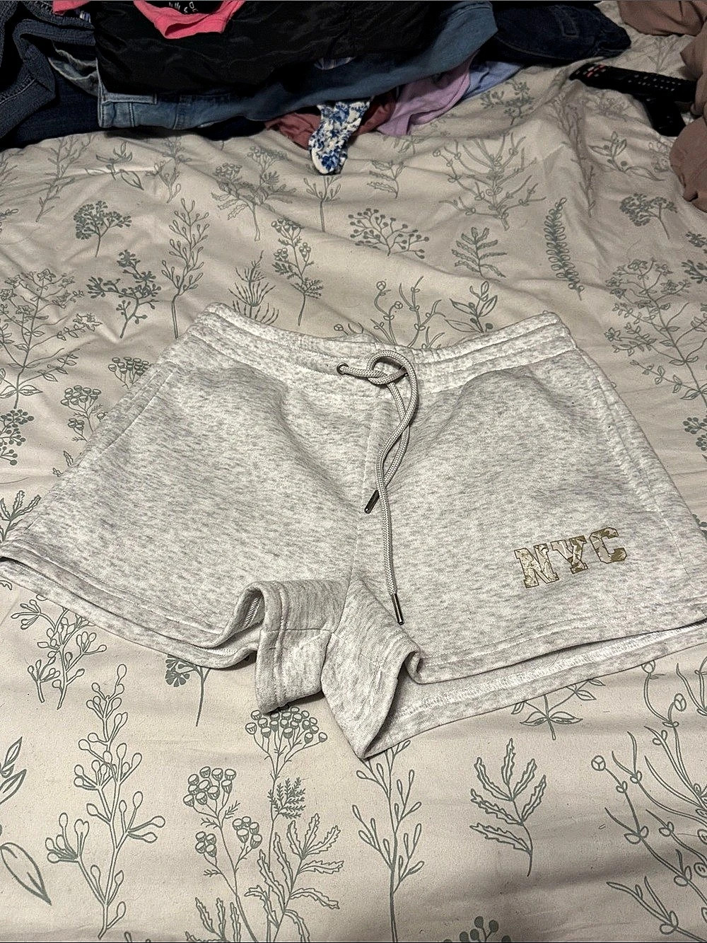 no comment NYC Fleece Shorts Gray Athletic Shorts Medium